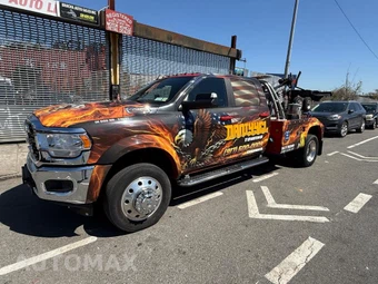 2022 Ram 5500 Cab Chassis SLT Crew Cab DRW – miniatura 1