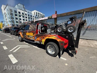 2022 Ram 5500 Cab Chassis SLT Crew Cab DRW – miniatura 8