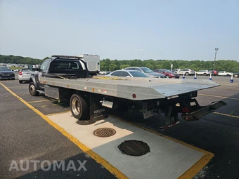 2022 Ram 5500 Cab Chassis SLT Regular Cab DRW – miniatura 6