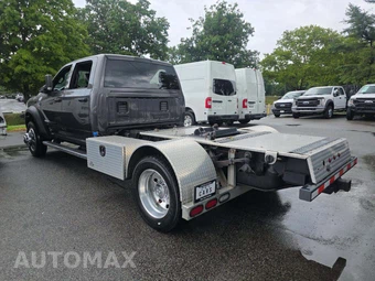 2022 Ram 5500 Cab Chassis Tradesman Crew Cab DRW – miniatura 2