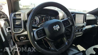 2022 Ram 5500 Cab Chassis Tradesman Crew Cab DRW – miniatura 41