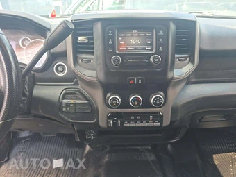 2022 Ram 5500 Cab Chassis Tradesman Crew Cab DRW - miniatura 10