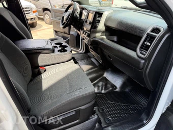 2022 Ram 5500 Cab Chassis Tradesman Crew Cab DRW – miniatura 13