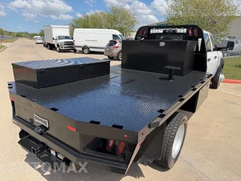 2022 Ram 5500 Cab Chassis Tradesman Crew Cab DRW – miniatura 22