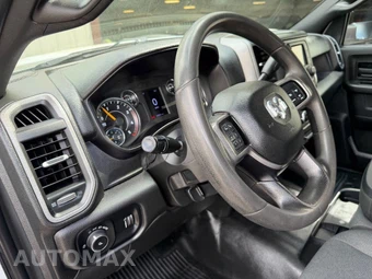 2022 Ram 5500 Cab Chassis Tradesman Crew Cab DRW – miniatura 28