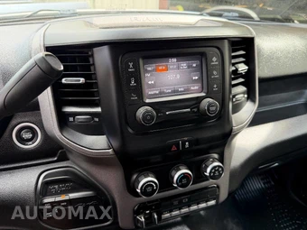 2022 Ram 5500 Cab Chassis Tradesman Crew Cab DRW – miniatura 8