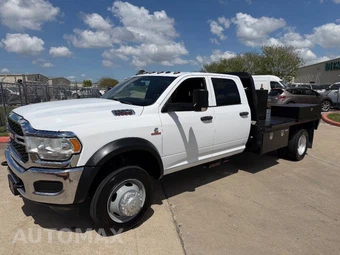 2022 Ram 5500 Cab Chassis Tradesman Crew Cab DRW – miniatura 9