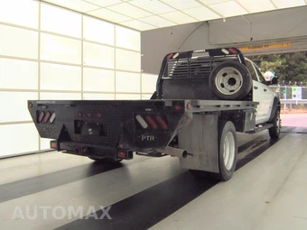 2022 Ram 5500 Cab Chassis Tradesman Crew Cab DRW – miniatura 5