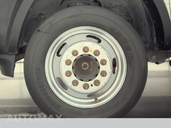 2022 Ram 5500 Cab Chassis Tradesman Crew Cab DRW – miniatura 9
