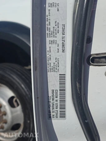 2022 Ram 5500 Cab Chassis Tradesman Crew Cab DRW – miniatura 21