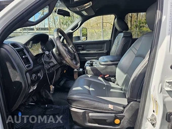 2022 Ram 5500 Cab Chassis Tradesman Crew Cab DRW - miniatura 10