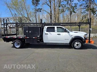 2022 Ram 5500 Cab Chassis Tradesman Crew Cab DRW - miniatura 7