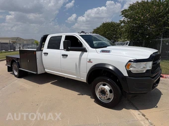 2022 Ram 5500 Cab Chassis Tradesman Crew Cab DRW - miniatura 11