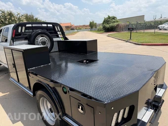 2022 Ram 5500 Cab Chassis Tradesman Crew Cab DRW - miniatura 13