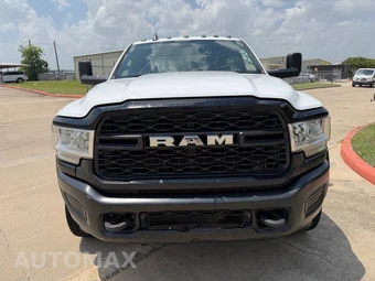 2022 Ram 5500 Cab Chassis Tradesman Crew Cab DRW - miniatura 15