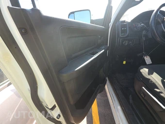 2022 Ram 5500 Cab Chassis Tradesman Crew Cab DRW – miniatura 9