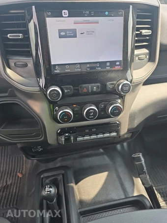 2022 Ram 5500 Cab Chassis Tradesman Crew Cab DRW – miniatura 11