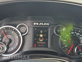 2022 Ram 5500 Cab Chassis Tradesman Crew Cab DRW – miniatura 12