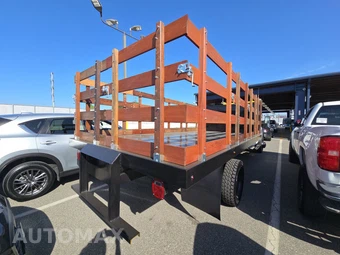2022 Ram 5500 Cab Chassis Tradesman Regular Cab DRW - miniatura 4
