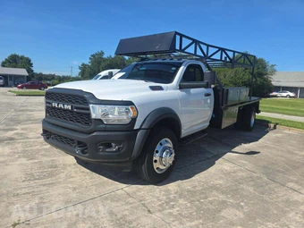 2022 Ram 5500 Cab Chassis Tradesman Regular Cab DRW