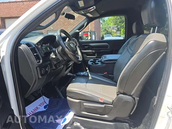 2022 Ram 5500 Cab Chassis Tradesman Regular Cab DRW – miniatura 6