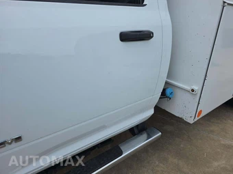 2022 Ram 5500 Cab Chassis Tradesman Regular Cab DRW – miniatura 18