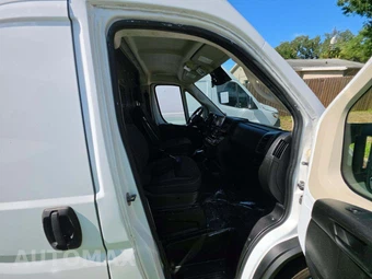 2022 Ram ProMaster 1500 Cargo Van High Roof 136.0" WB - miniatura 17