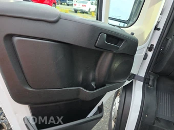 2022 Ram ProMaster 1500 Cargo Van Low Roof 136.0" WB - miniatura 9