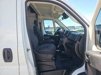 2022 Ram ProMaster 2500 Cargo Van High Roof 159.0" WB - miniatura 8