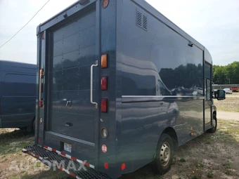 2022 Ram ProMaster 3500 Cutaway - miniatura 4