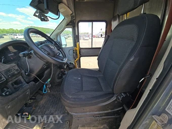 2022 Ram ProMaster 3500 Cutaway - miniatura 7