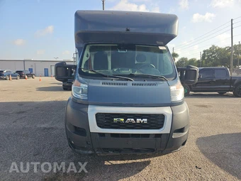 2022 Ram ProMaster 3500 Cutaway - miniatura 2