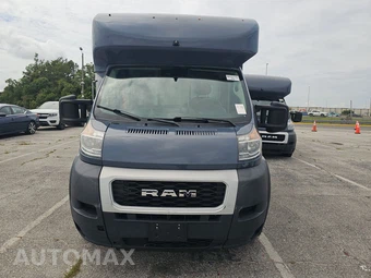 2022 Ram ProMaster 3500 Cutaway - miniatura 2