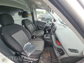 2022 Ram ProMaster City Cargo Van Tradesman 122.4" WB - miniatura 8
