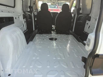 2022 Ram ProMaster City Cargo Van Tradesman 122.4" WB - miniatura 17
