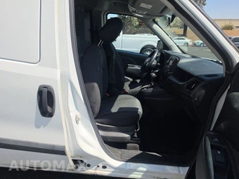 2022 Ram ProMaster City Cargo Van Tradesman 122.4" WB - miniatura 8