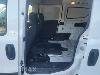 2022 Ram ProMaster City Cargo Van Tradesman 122.4" WB - miniatura 13