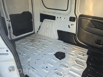 2022 Ram ProMaster City Cargo Van Tradesman 122.4" WB - miniatura 14