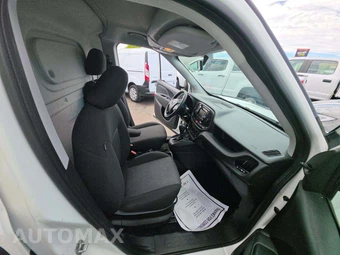 2022 Ram ProMaster City Cargo Van Tradesman 122.4" WB - miniatura 18