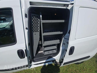 2022 Ram ProMaster City Cargo Van Tradesman 122.4" WB - miniatura 12