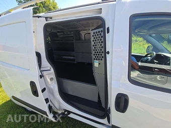 2022 Ram ProMaster City Cargo Van Tradesman 122.4" WB - miniatura 15