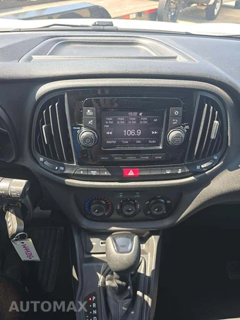 2022 Ram ProMaster City Cargo Van Tradesman 122.4" WB - miniatura 9