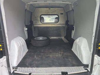 2022 Ram ProMaster City Cargo Van Tradesman 122.4" WB - miniatura 14