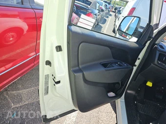 2022 Ram ProMaster City Cargo Van Tradesman 122.4" WB - miniatura 9