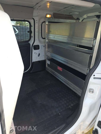 2022 Ram ProMaster City Cargo Van Tradesman 122.4" WB - miniatura 13
