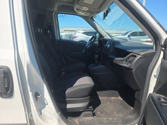 2022 Ram ProMaster City Cargo Van Tradesman 122.4" WB - miniatura 8
