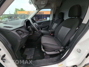 2022 Ram ProMaster City Cargo Van Tradesman 122.4" WB - miniatura 3