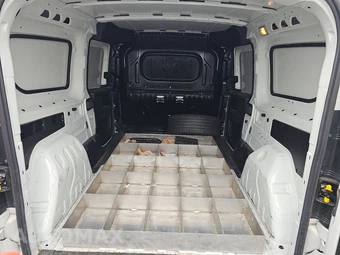 2022 Ram ProMaster City Cargo Van Tradesman 122.4" WB - miniatura 15