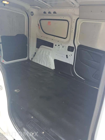2022 Ram ProMaster City Wagon Minivan 122.4" WB - miniatura 13