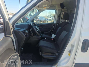 2022 Ram ProMaster City Wagon Minivan 122.4" WB - miniatura 6